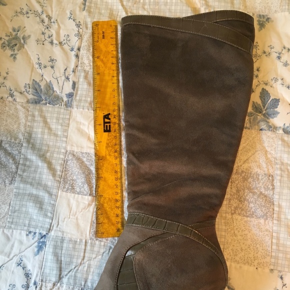 Women’s Boots, Size 7 1/2, Knee Height - Picture 6 of 14